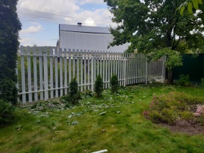 Забор из евроштакетника с забивными столбами 25 метров фото в Богородске